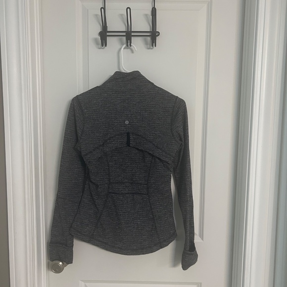 Lululemon Define Jacket - Picture 4 of 5